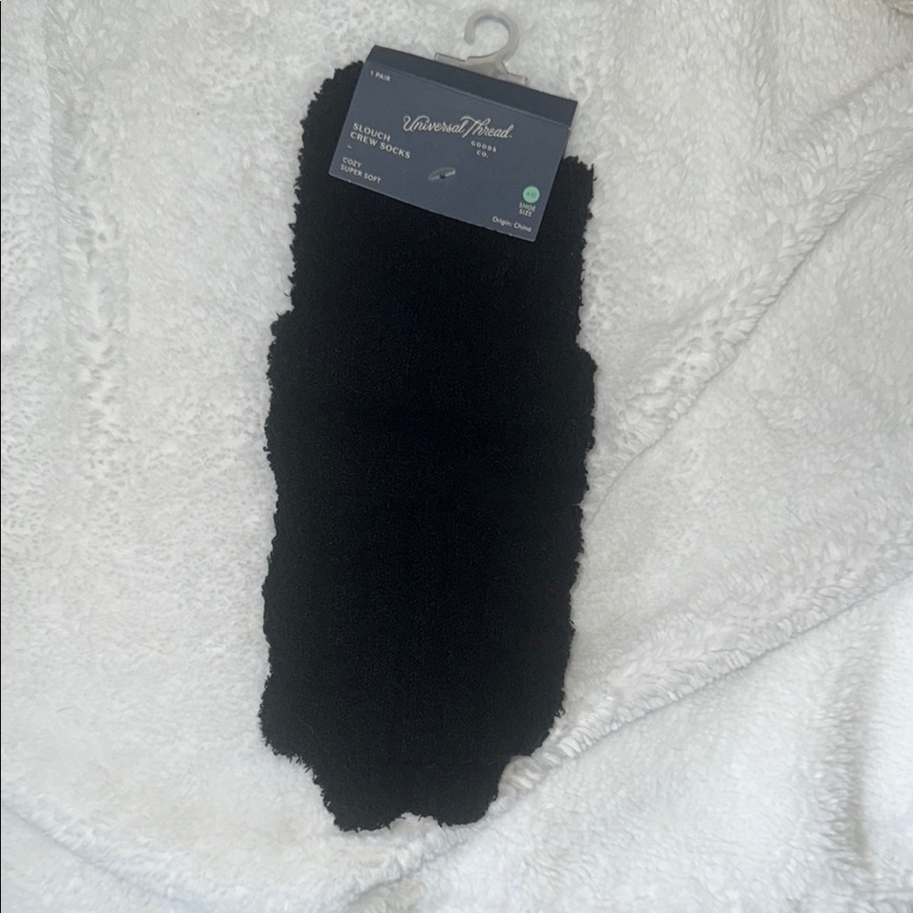 NWT Universal Thread Black Slouch Fuzzy Socks